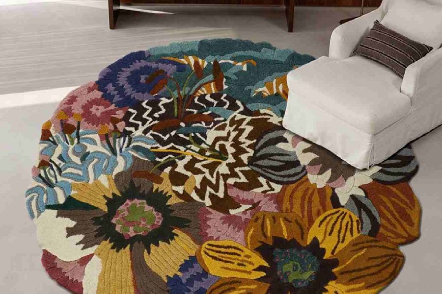 Blossom là tấm thảm len dệt tay hình tròn dệt thủ công