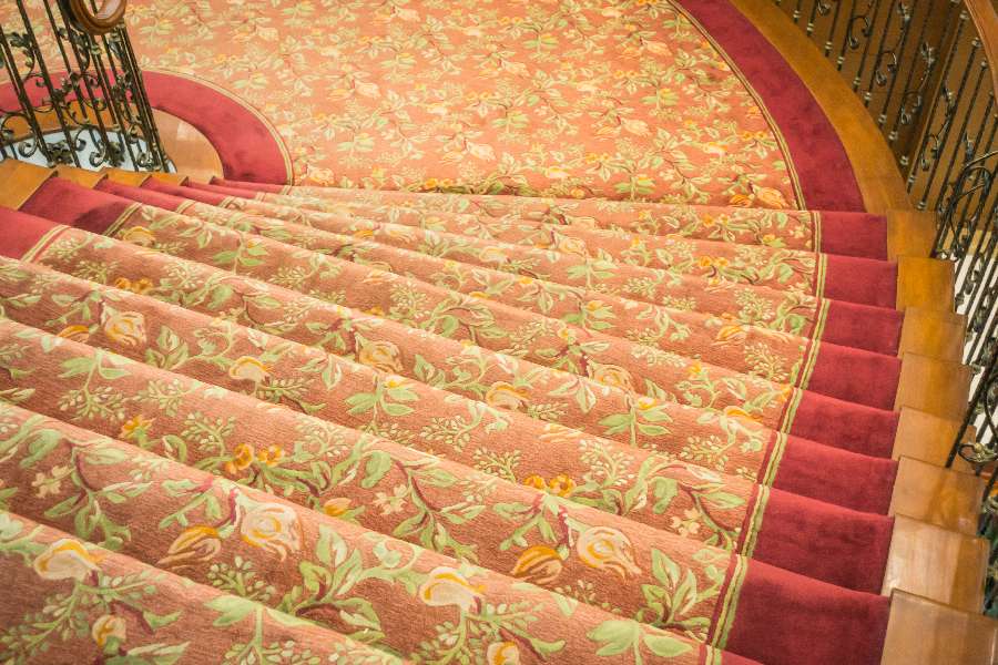 Chất liệu thảm cầu thang 