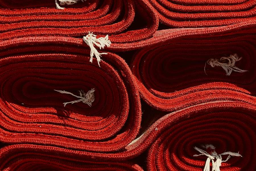 Thảm trải sàn khổ 4m là gì