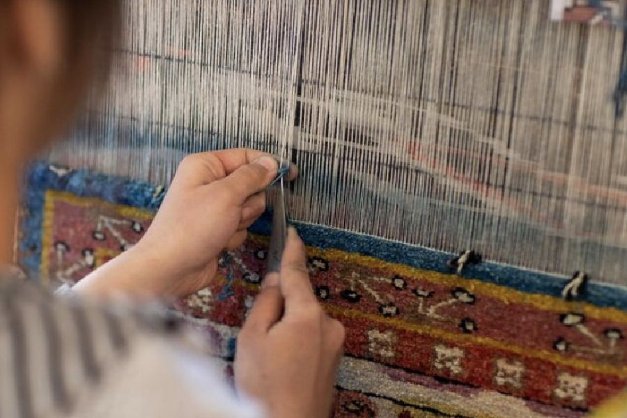 Vì sao thảm dệt thủ công có giá cao