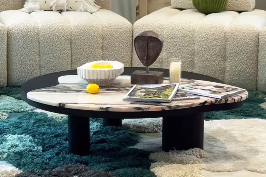 Thảm trải sàn decor không chỉ là phụ kiện trang trí mà còn đóng nhiều vai trò khác nhau, vừa thẩm mỹ, vừa chức năng, thúc đẩy tâm lý – cảm xúc